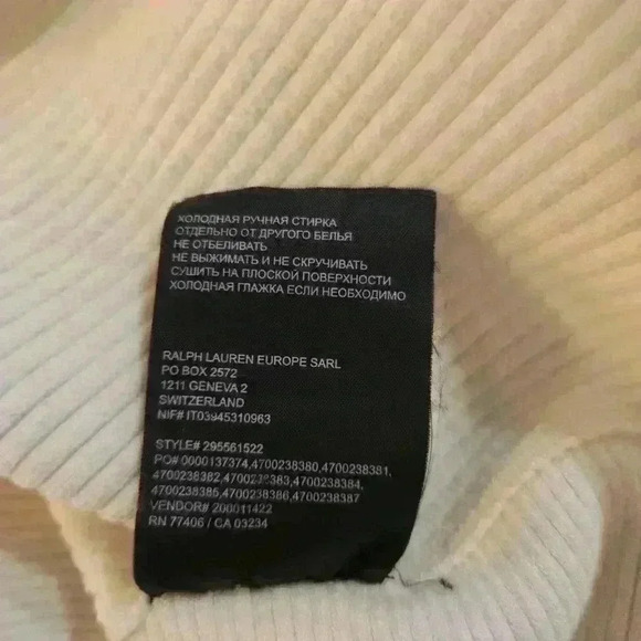 Club Monaco Ribbed Long Sleeve Crewneck Loose Fit Sweater Cream Size Small - Picture 8 of 10